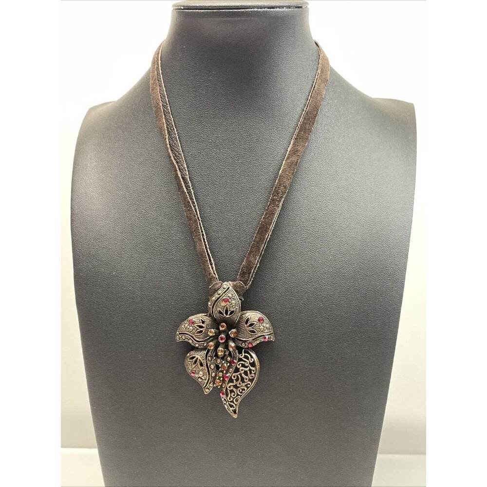 Seasonal Whispers Necklace Brown Suede Ribbon Starburst Flower Rhinestones AL2.3